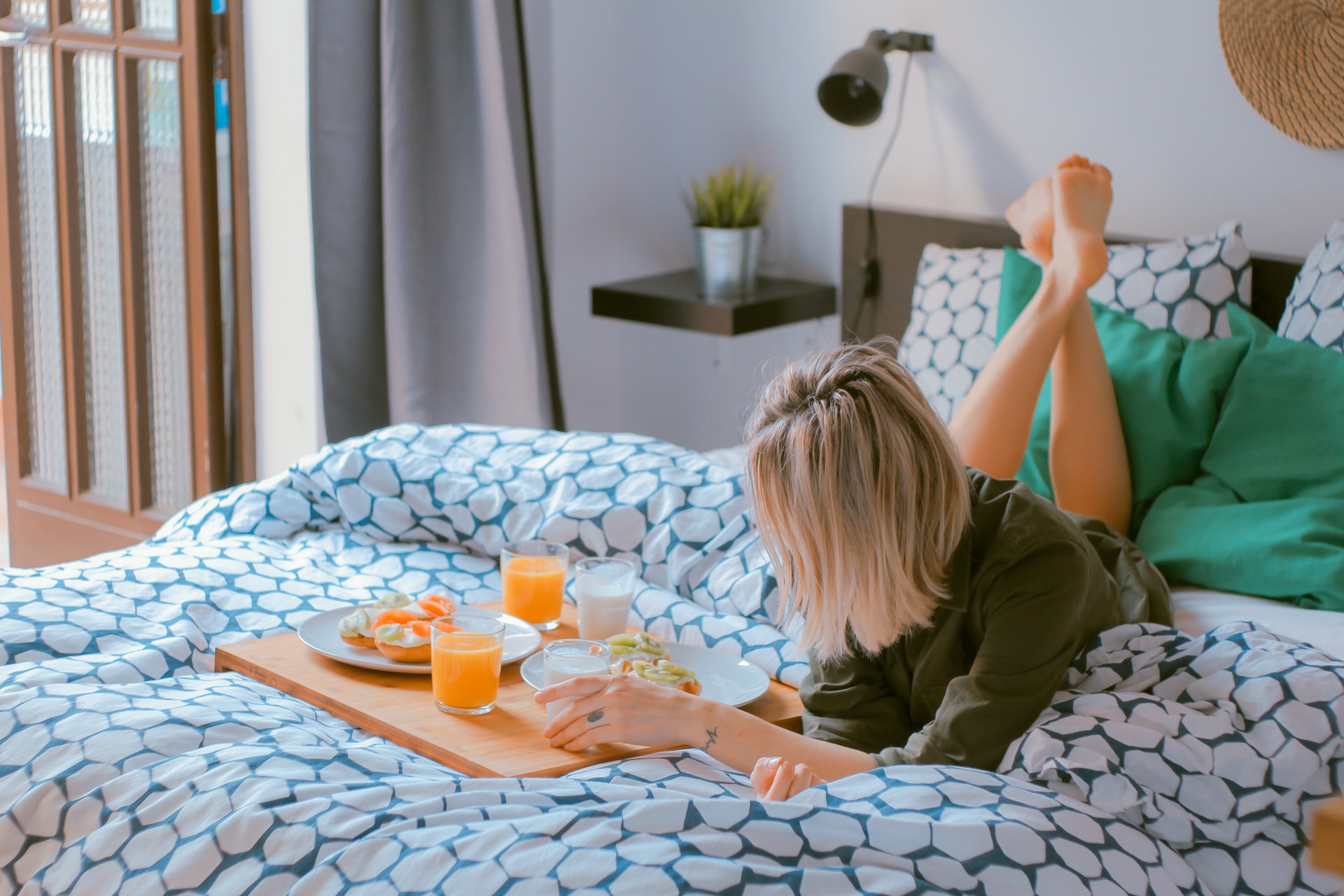 breakfast in bed