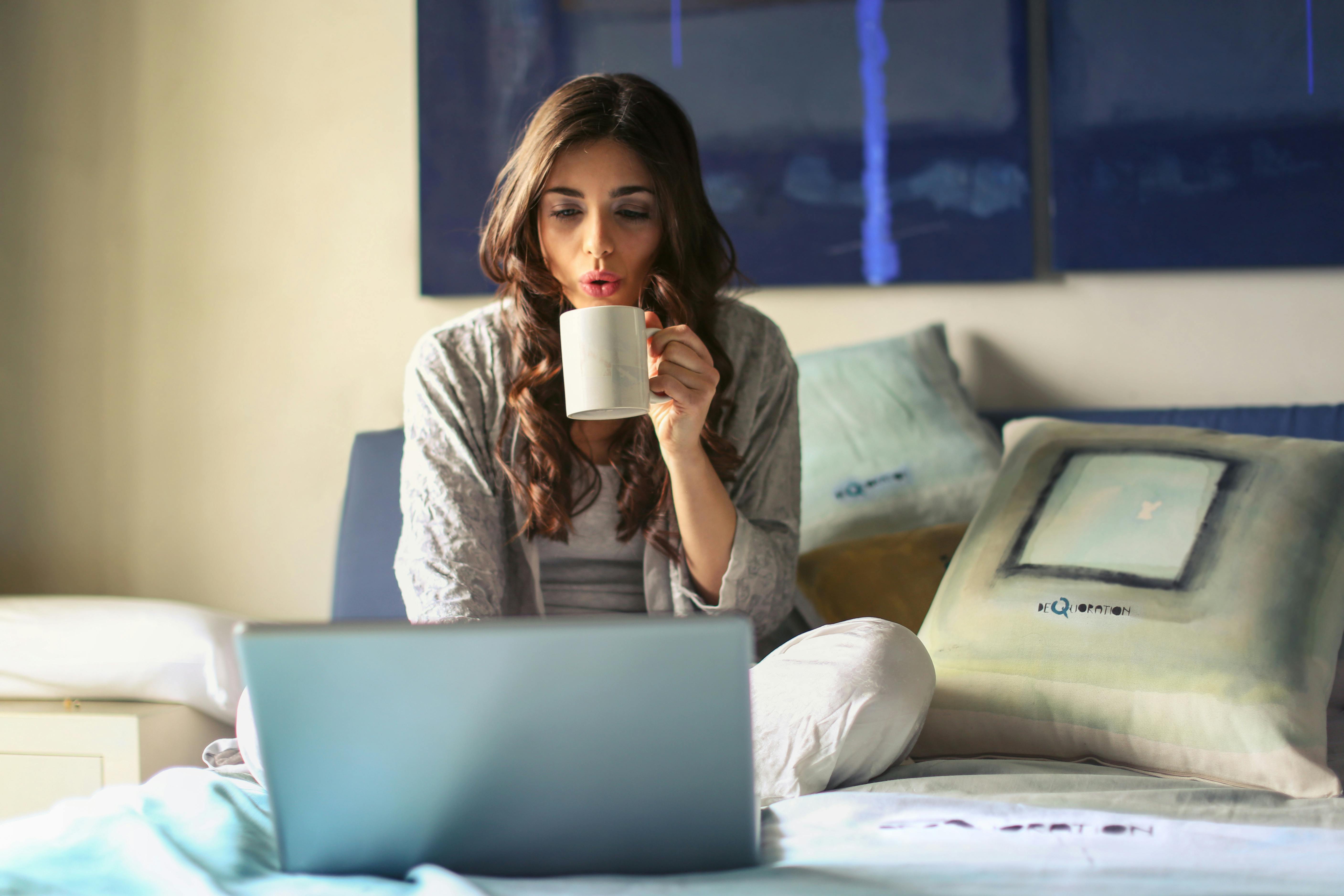 woman at the laptop